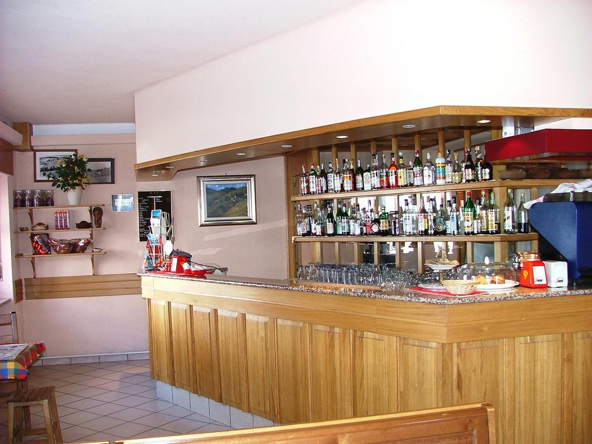 Hotel Miravidi La Magdeleine Bagian luar foto